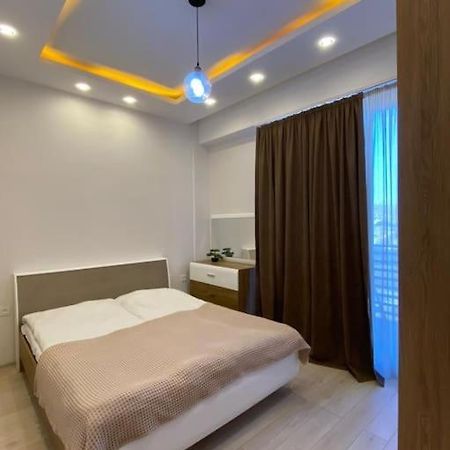 Apartment In The Center Tbilisi Esterno foto